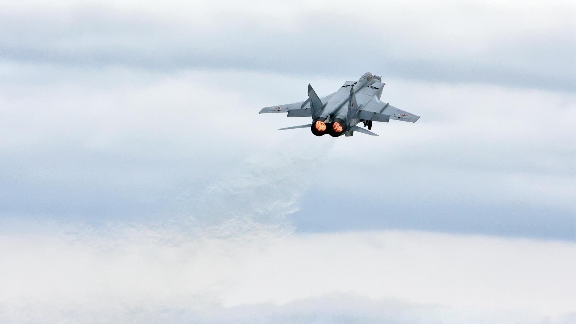 亚洲杯篮球赛决赛圈即将打响 争夺激烈赛事火热,亚洲杯篮球赛视频