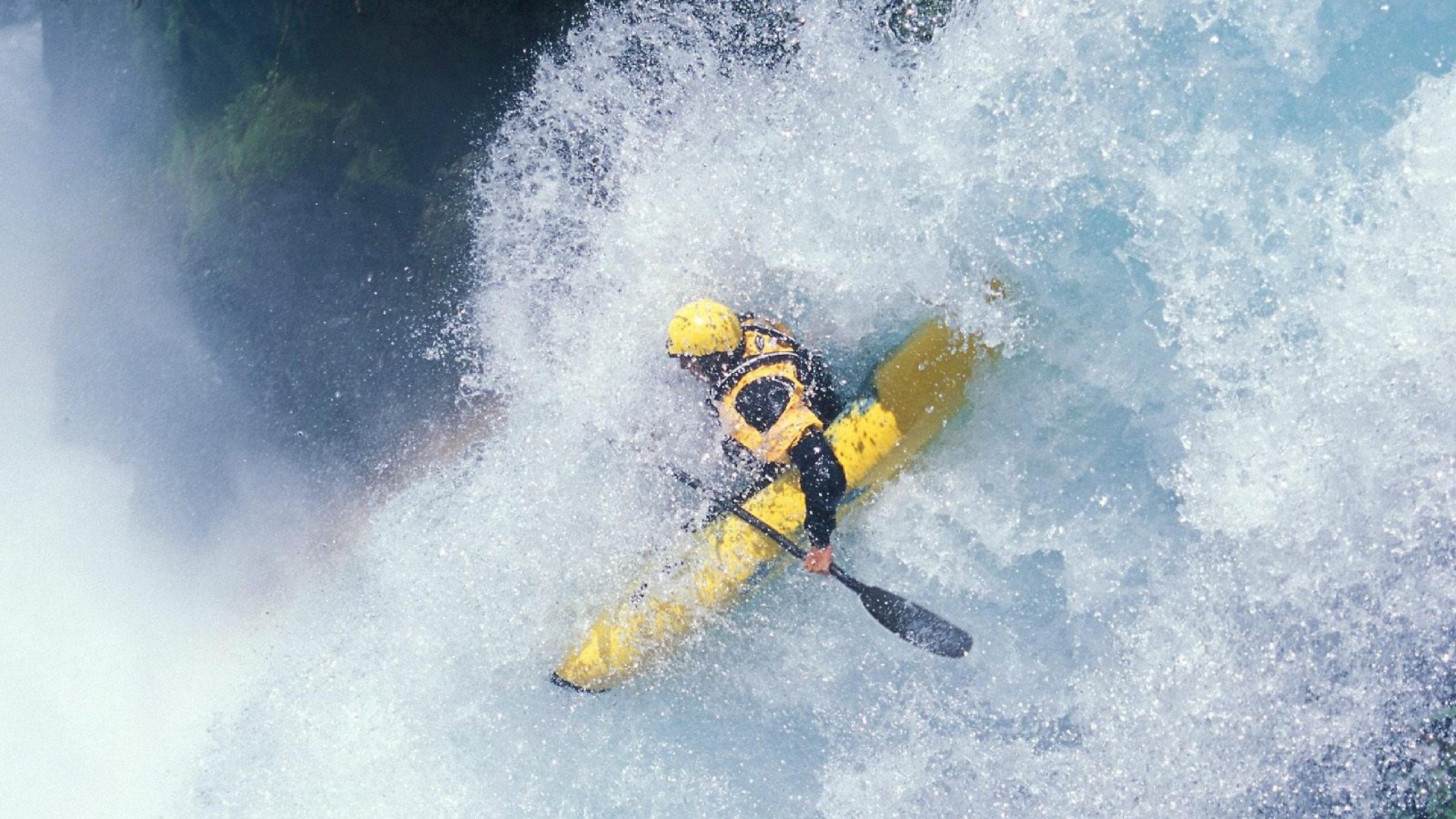 世界青年自行车环法挑战赛火爆全场，环法自行车赛是世界最著名的